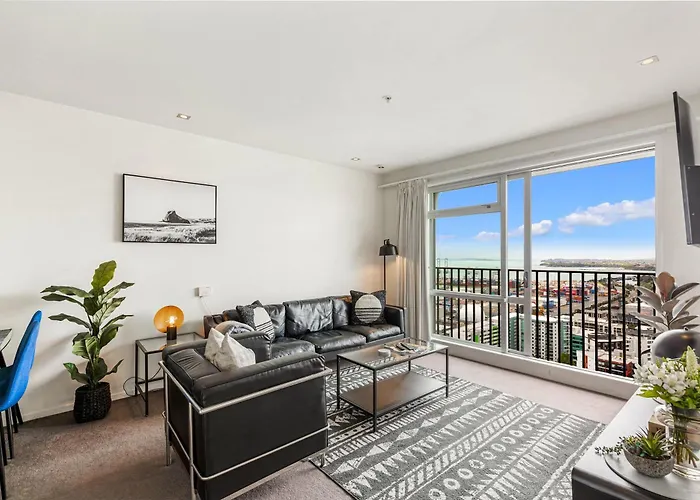 Luxury 2Br Apt In Cbd Pool, Gym, Prime Spot